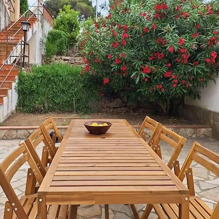 Magnifica Casa Con Vistas Al Mar Y Piscina Privada Hébergement de vacances Gérone